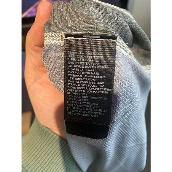 The North Face Gray Athletic Tshirt Size Small NWOT - Picture 7 of 7